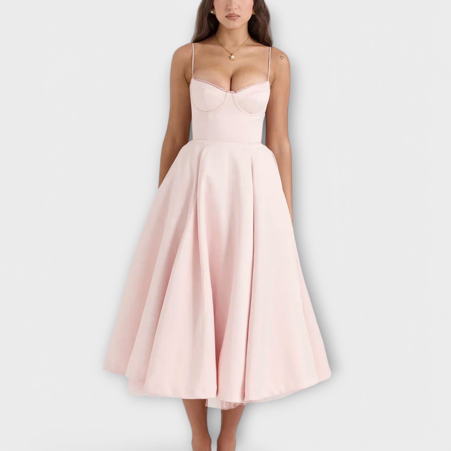 Mélie – Lehká letní šaty s detailem korzetu