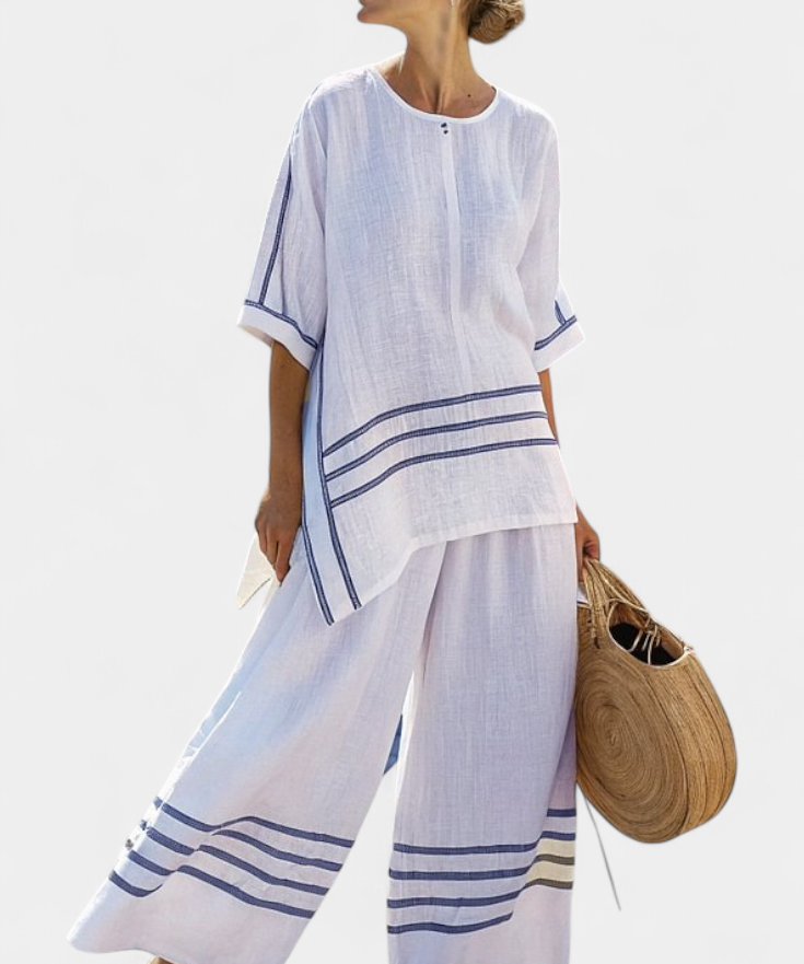 Overal s širokými pruhy a asymetrickým střihem - moderní a pohodlný styl